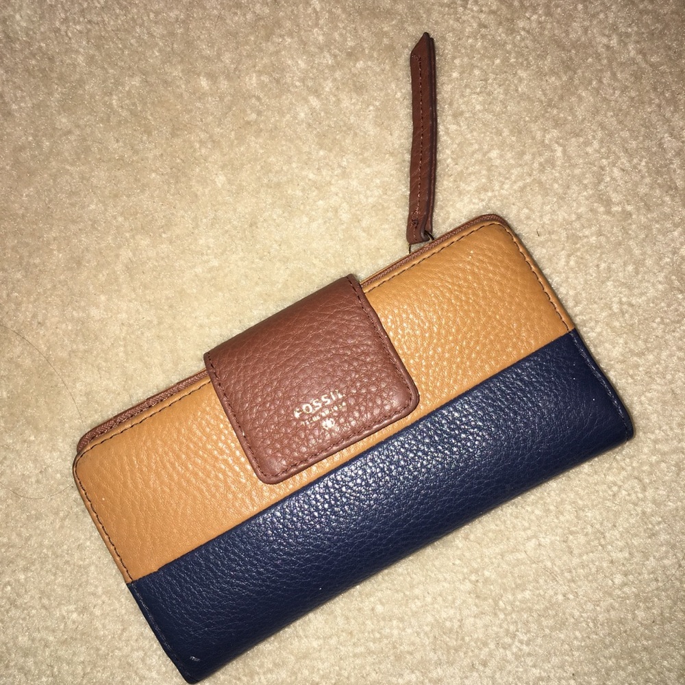 Fossil navy and brown leather bifold wallet